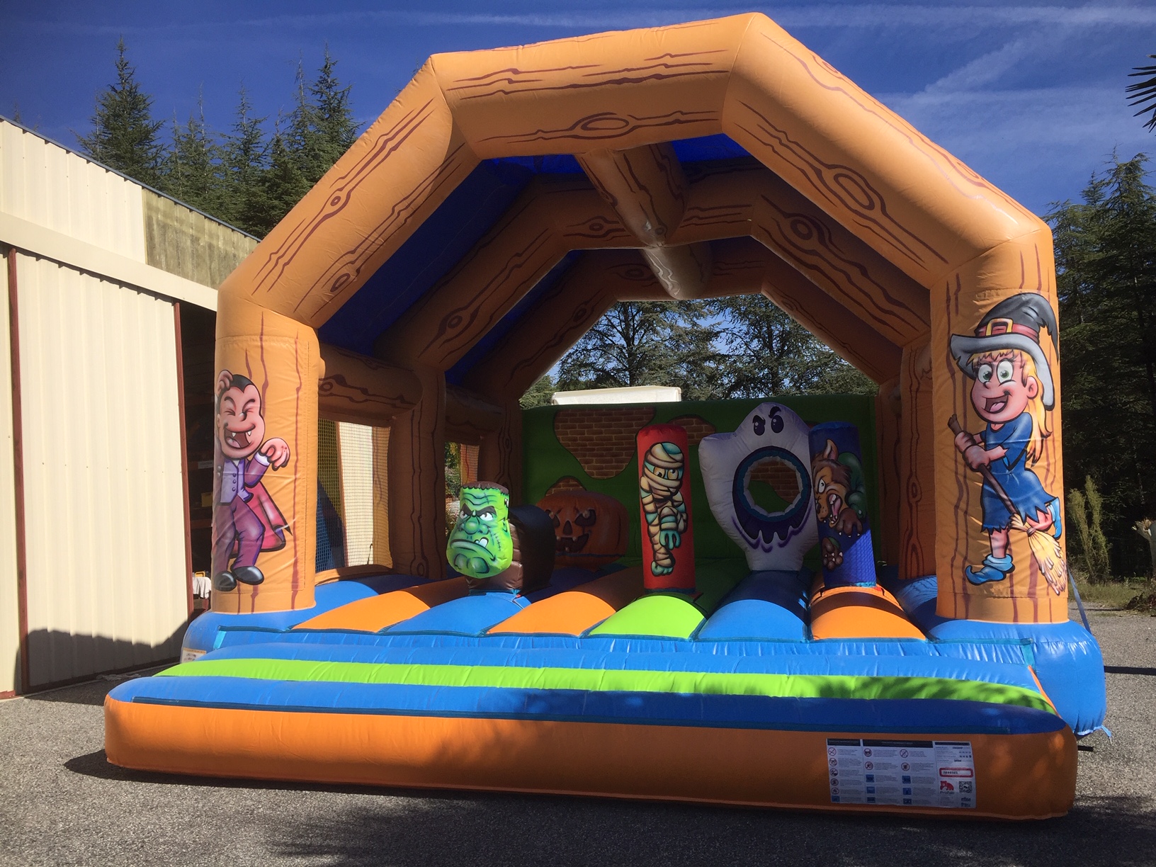 Gascogne spectacles vous propose la location de jeux gonflables